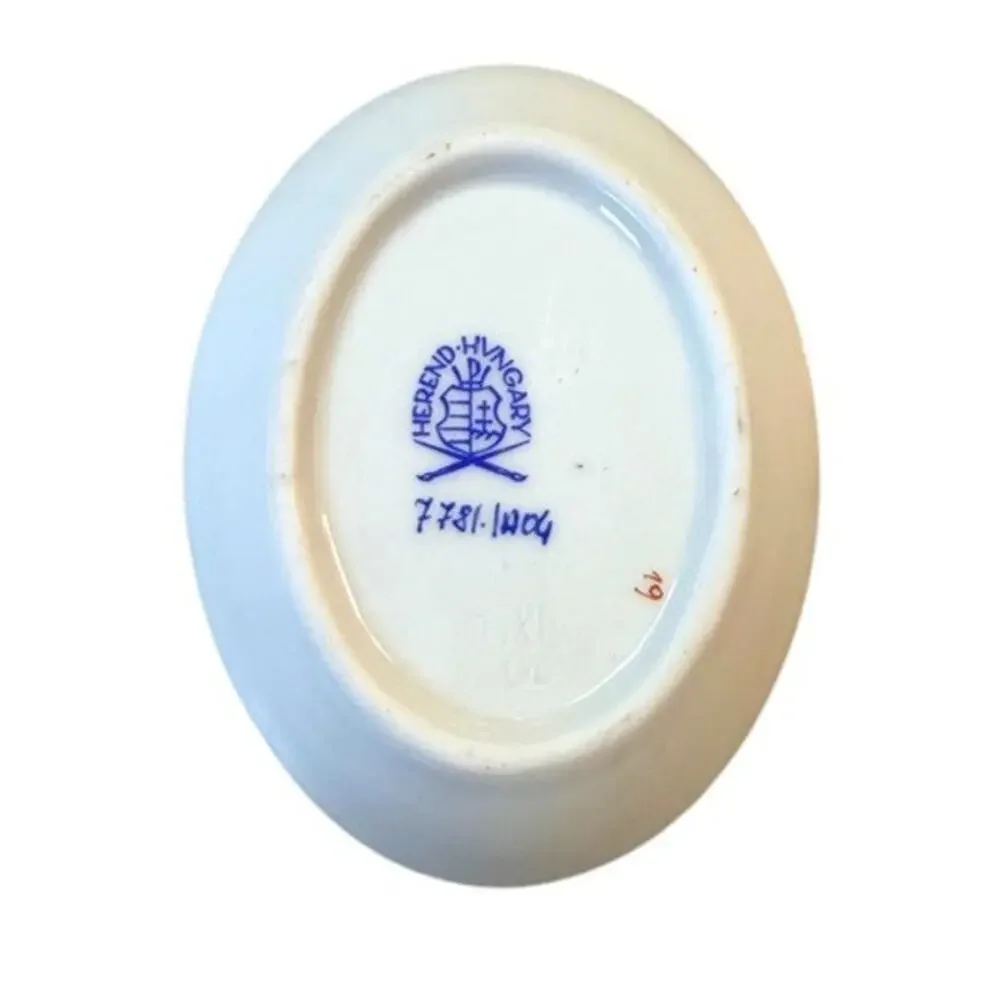 Herend Indian Basket 781/1004 Hand-Painted Porcelain Oval Dish